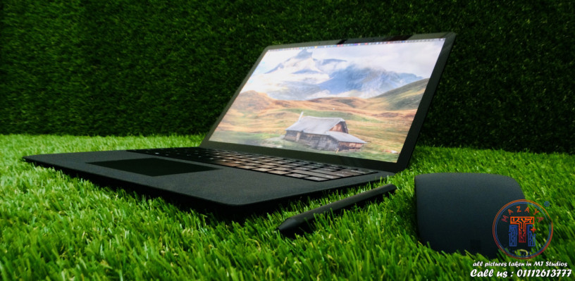 microsoft-surface-laptop-2-blackedition-i7-8-256-big-1
